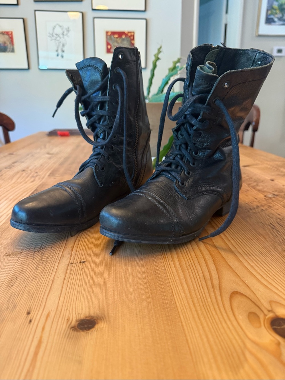 Steve Madden Troopa Black Lace-Up Leather Combat Boots - Women 8.5